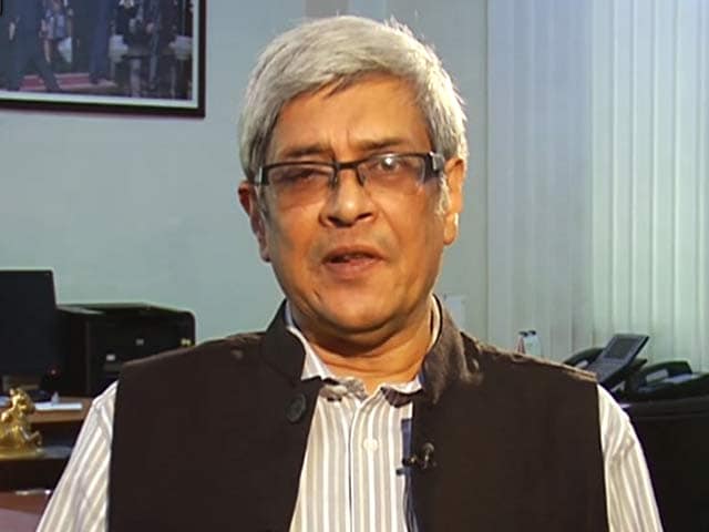 FY16 GDP Growth Can Touch 8%: Bibek Debroy