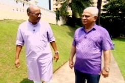 रमेश सिप्पी ने बताई ‘शोले’ के सेट पर चली असली गोली की कहानी रमेश सिप्पी ने बताई ‘शोले’ के सेट पर चली असली गोली की कहानी