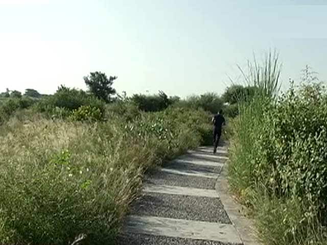 Video : Citizens' Voice: How Gurgaon Residents Turned a Mining Site into a Bio-diversity Park?