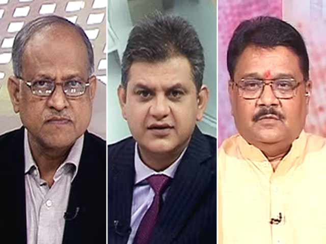 न्यूज प्वाइंट : लखनऊ में चपरासी के लिए मारामारी, 368 चपरासियों के लिए 23 लाख अर्जी