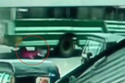 Kerala Woman Falls on Road After Floor Panel of Bus Breaks Kerala Woman Falls on Road After Floor Panel of Bus Breaks