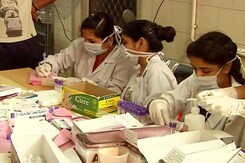An Appeal From Doctors, as Hundreds of Dengue Patients Throng Hospitals An Appeal From Doctors, as Hundreds of Dengue Patients Throng Hospitals