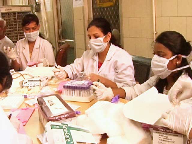 Video : इंडिया 7 बजे : दिल्ली में बढ़ता डेंगू का खतरा और स्टाफ की कमी से जूझते अस्पताल