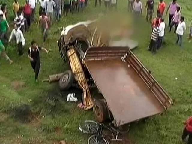 9 Kabaddi Players From Odisha Killed in Road Accident 9 Kabaddi Players From Odisha Killed in Road Accident