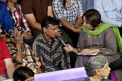 <i>We The People</i> - "If You Are Poor, No One Gives a Damn": India's Healthcare in ICU? <i>We The People</i> - "If You Are Poor, No One Gives a Damn": India's Healthcare in ICU?