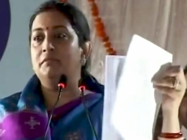 स्मृति ईरानी को कांग्रेस ने भेजा लीगल नोटिस