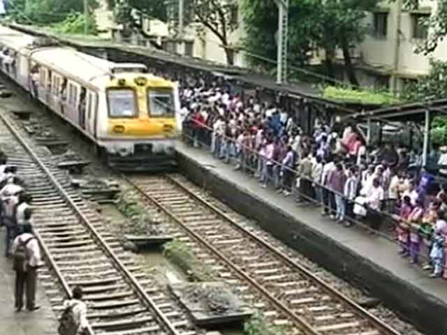 Videos : मुंबई : एक दिन में अलग-अलग हादसों में गई 14 लोगों की जान