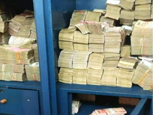 Video : Five On The Run After Rs 50 Crore Cash Found in West Bengal