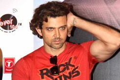 Hrithik's Back Problems Back to Bother Him Hrithik's Back Problems Back to Bother Him