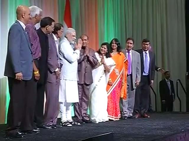 PM Modi in Silicon Valley, Meets Indian Diaspora