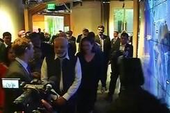 फेसबुक मुख्यालय में प्रधानमंत्री नरेंद्र मोदी फेसबुक मुख्यालय में प्रधानमंत्री नरेंद्र मोदी