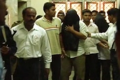 मुंबई : 7/11 लोकल ट्रेन धमाकों में 5 को फांसी, 7 दोषियों को उम्रकैद मुंबई : 7/11 लोकल ट्रेन धमाकों में 5 को फांसी, 7 दोषियों को उम्रकैद