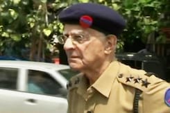 At 94, This Man is Trying to Get Mangaluru's Traffic in Order At 94, This Man is Trying to Get Mangaluru's Traffic in Order