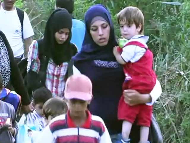 Videos : संकट में शरणार्थी : यूरोप में घुसने की कर रहे हैं कोशिश