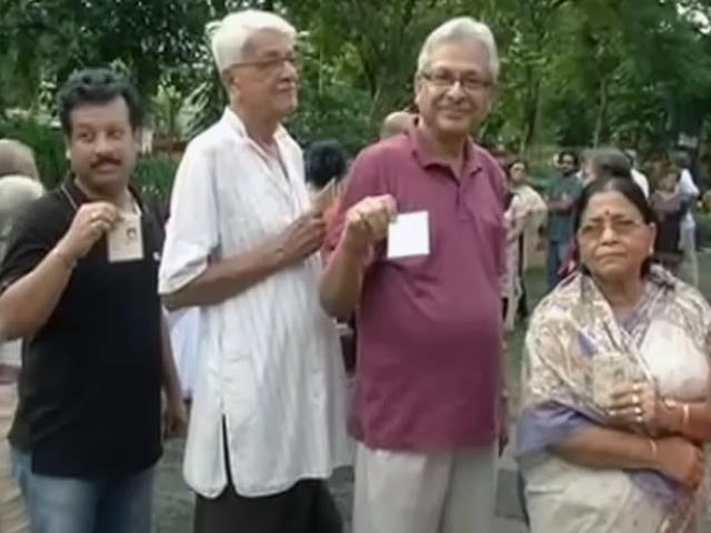 प. बंगाल निकाय चुनाव में कई जगहों पर हुई हिंसा