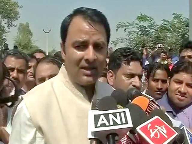 In Dadri, BJP's Sangeet Som Says 'Cow Killers' Rescued By Akhilesh Yadav