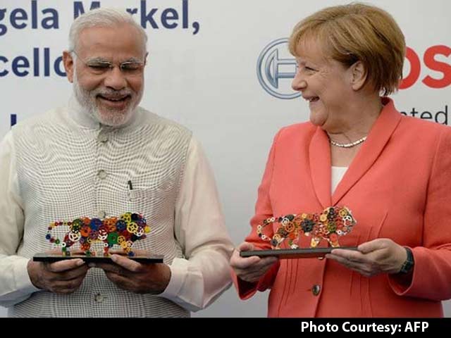 Video : PM's 'Make in India' Pitch as Angela Merkel Visits Bengaluru