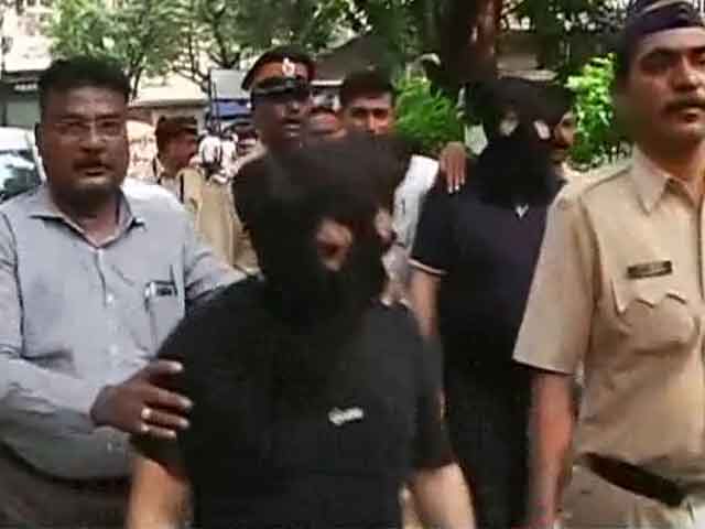 क्लोनिंग से चोरी का भंडाफोड़, एटीएम कार्ड को क्लोन करते थे