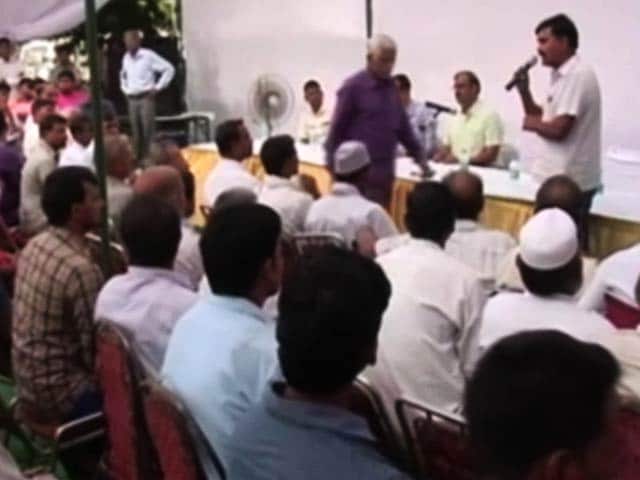 Videos : इंडिया 7  बजे : बिसहाड़ा गांव नहीं जा सकीं साध्वी, प्रशासन ने लगाई रोक