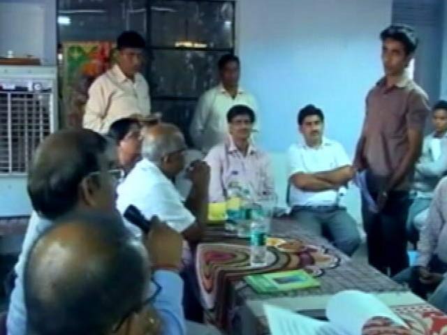 सोशल मीडिया पर पुलिस की नज़र, एक जीमेल अकाउंट की जांच जारी