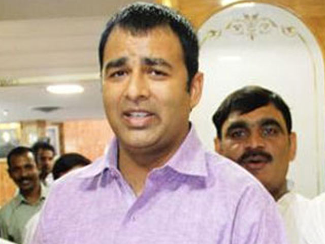 सवालों से घिरे संगीत सोम, चलाते थे बीफ़ एक्सपोर्ट कंपनी