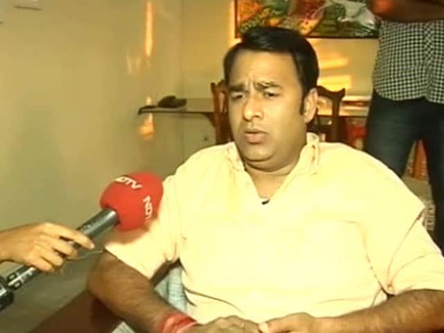 Video : BJP Leader Sangeet Som's Links With Meat Export Firms Exposed in Documents