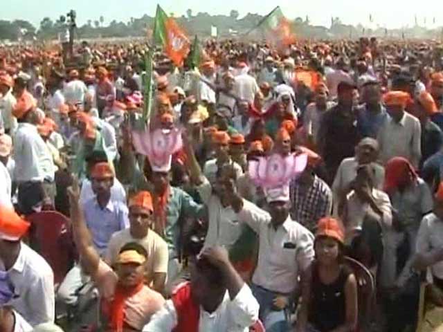Why These Young Voters Are Lining Up for PM Narendra Modi in Bihar