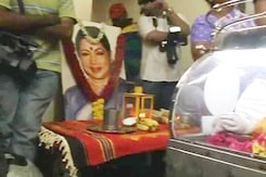 Veteran Tamil Actor Manorama, Remembered as Aachi, Dies Veteran Tamil Actor Manorama, Remembered as Aachi, Dies