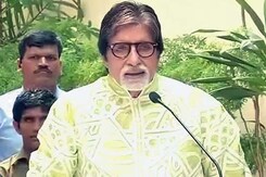 73 वें जन्मदिन पर बोले अमिताभ : खुद को पत्रकार मानने लगा हूं 73 वें जन्मदिन पर बोले अमिताभ : खुद को पत्रकार मानने लगा हूं