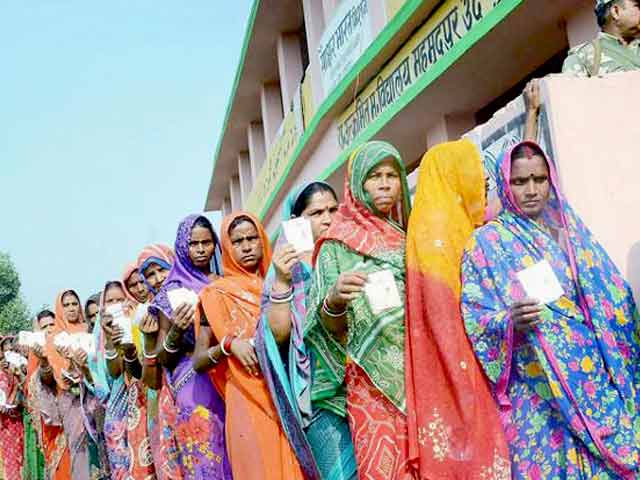 Videos : बिहार में पहले दौर में 57 फीसदी मतदान, वोट डालने में महिलाएं रहीं आगे