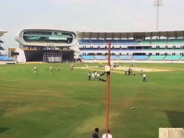 Video : पटेल आंदोलन के साए में राजकोट वनडे, मैच के दौरान मैदान पर आने की धमकी