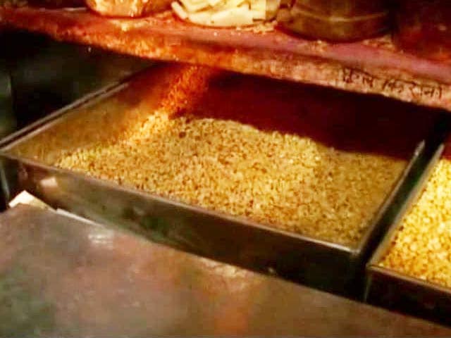 Video : Chicken Cheaper, Dal Off Menu at Most Homes