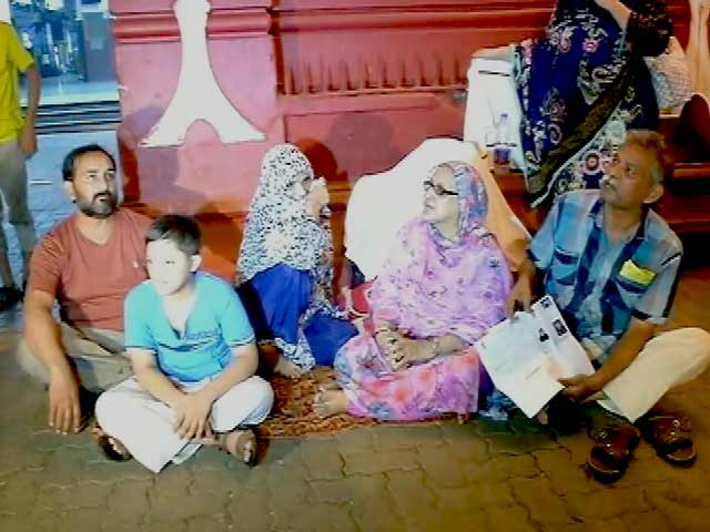 Mumbai's Hotels Have No Rooms for This Pakistani Family