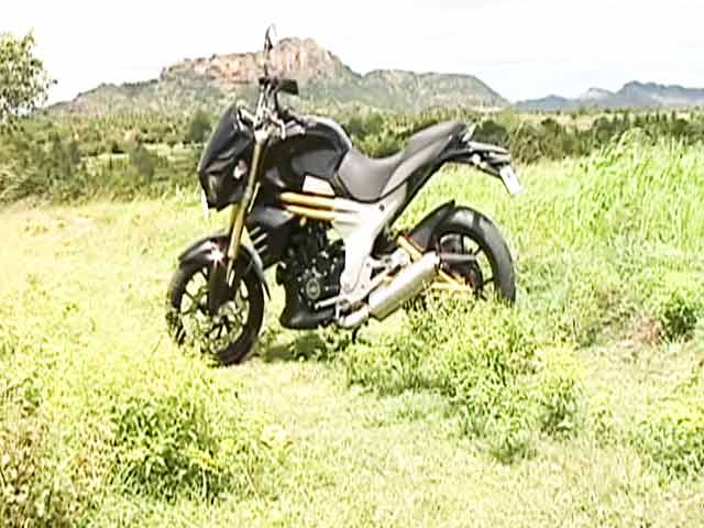 आ गई 300 सीसी इंजन से लैस महिंद्रा मोजो बाइक, इंट्रोडक्ट्री कीमत 1.58 लाख रुपये