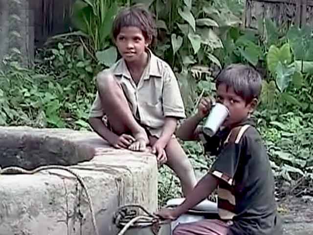 मेरा गांव मेरा देश में शारिक खान के गांव बल्थी महेशपुर का जायजा