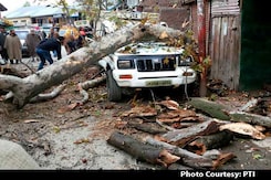 260 Dead as Earthquake Hits Afghanistan, Pakistan. Massive Tremors in India. 260 Dead as Earthquake Hits Afghanistan, Pakistan. Massive Tremors in India.