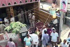 दो बच्चों को जलाने का मामला : CBI टीम फॉरेंसिक एक्सपर्ट के साथ पहुंची सुनपेड़ दो बच्चों को जलाने का मामला : CBI टीम फॉरेंसिक एक्सपर्ट के साथ पहुंची सुनपेड़