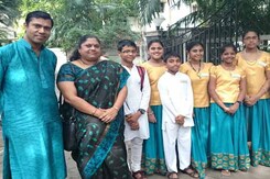 100 Children Pay Tribute to MS Subbulakshmi on Her Birth Centenary 100 Children Pay Tribute to MS Subbulakshmi on Her Birth Centenary