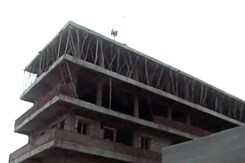 आंध्र प्रदेश की नई राजधानी के इलाके में रियल एस्टेट के कारोबार में उछाल आंध्र प्रदेश की नई राजधानी के इलाके में रियल एस्टेट के कारोबार में उछाल