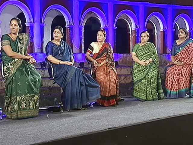 हम लोग : क्या बिहार में महिलाओं के वोट निर्णायक होंगे?