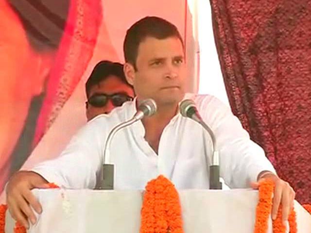 राहुल बोले, पीएम मोदी का नया नारा है दाल-रोटी मत खाओ, प्रभु के गुण गाओ