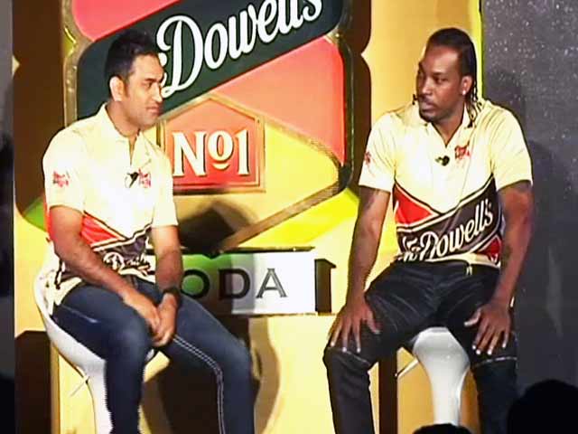 धोनी और गेल की यारी, IPL से खिलाड़ियों में बढ़ी दोस्ती