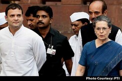 President Has Spoken on Intolerance But PM is Silent: Sonia Gandhi President Has Spoken on Intolerance But PM is Silent: Sonia Gandhi