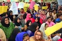 Kerala College Suspends Boy for Sitting With Girls Kerala College Suspends Boy for Sitting With Girls
