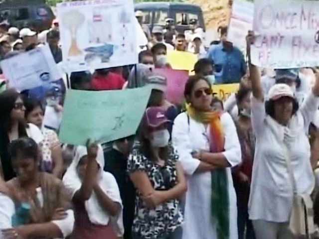 Bengaluru Residents Take to Streets With Protest Against Waste Plant