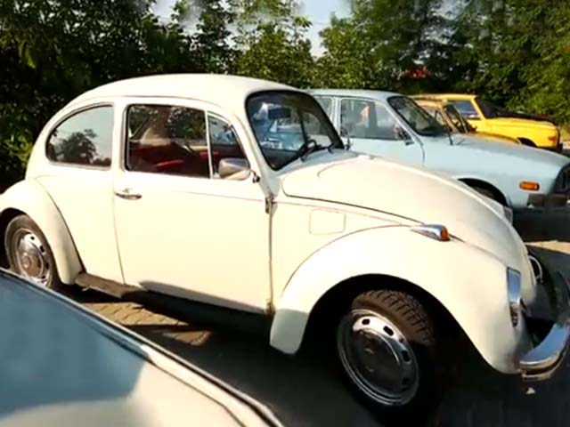 Video : Team #GLAadventure Driving the Classic European Car – Trabi