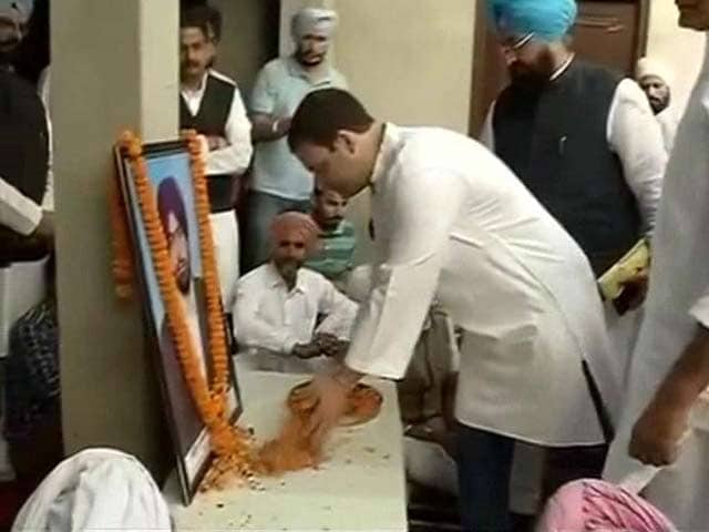 Rahul Gandhi Meets Families of Men Killed in Punjab Firing