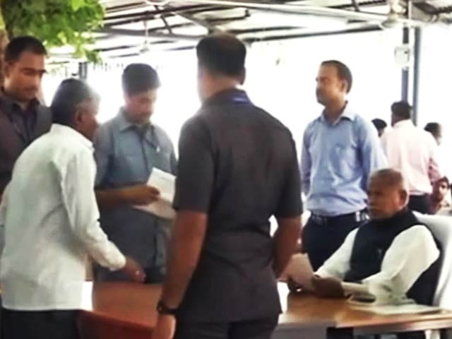 इंडिया 7 बजे : बिहार में बीजेपी को ले डूबे सहयोगी!