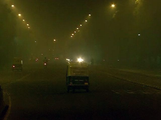 Videos : दिवाली के बाद दिल्ली में 34 गुणा बढ़ा प्रदूषण का स्तर