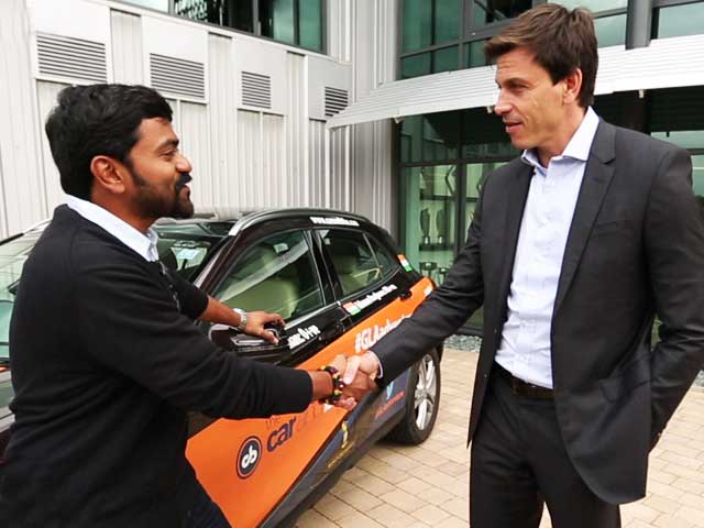 Explore the Mercedes Formula 1 Factory in Brackley With #GLAadventure